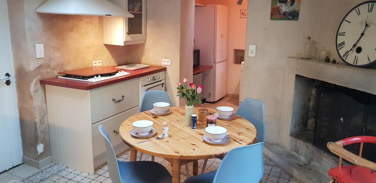 Maison Chaleureuse Et Familiale. Nalliers  Zewnętrze zdjęcie